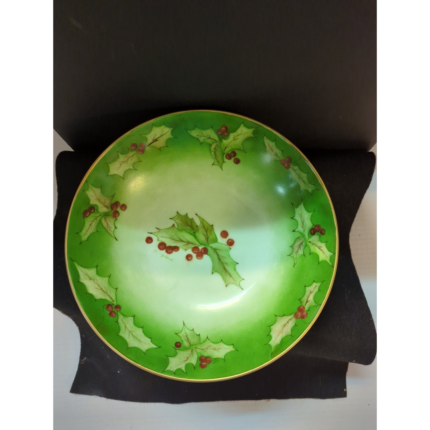 Vintage Hand Painted Holly Berry Porcelain Serving Bowl Christmas Table 9"