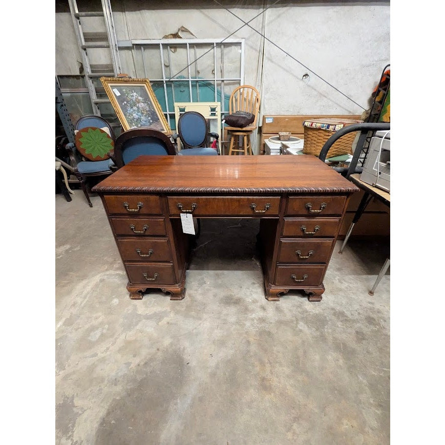 Secondhand Sandies: Double sided desk ( finished on the back )