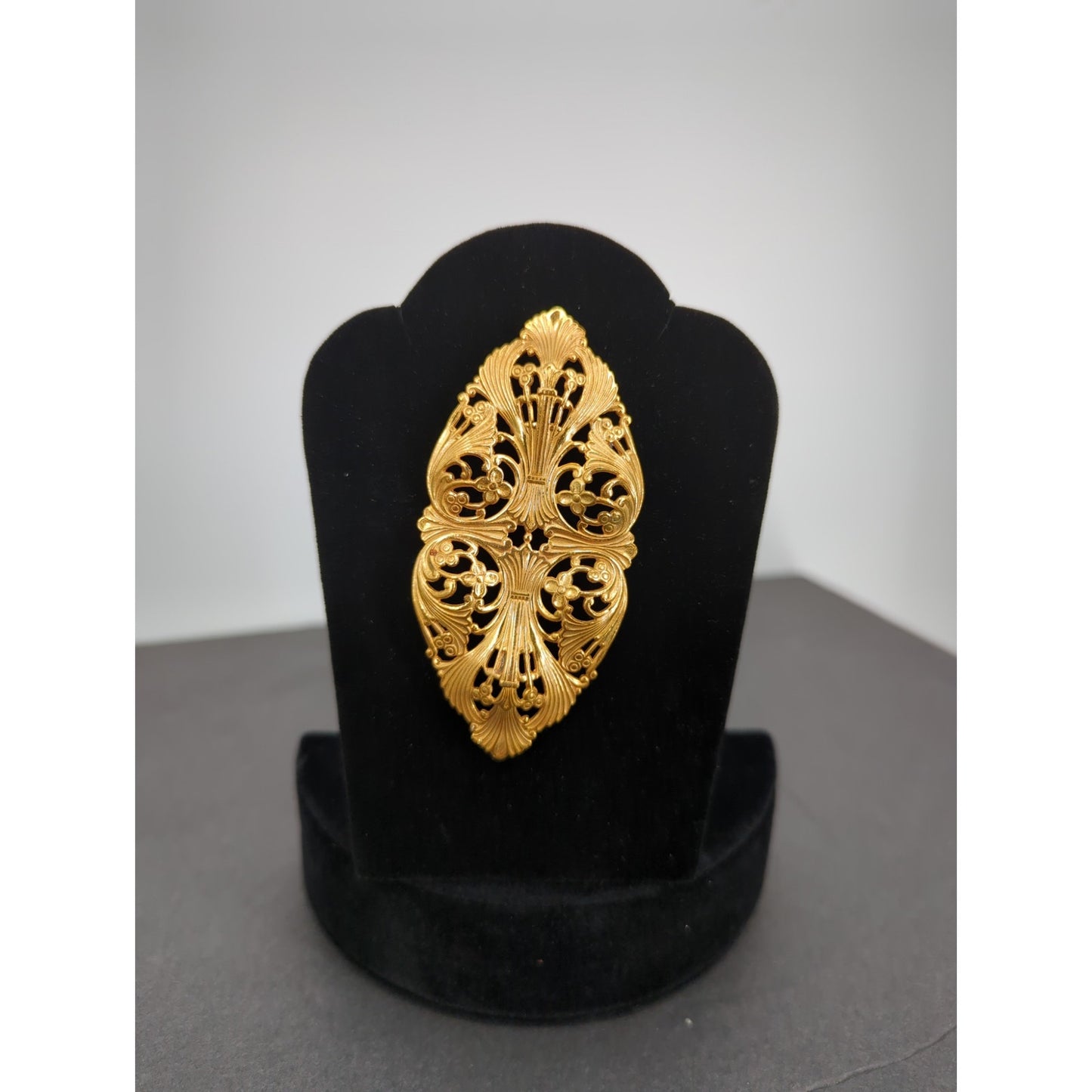 Vintage Gold Filigree Brooch Pin 3.5" Hollywood Regency Coquette Romance