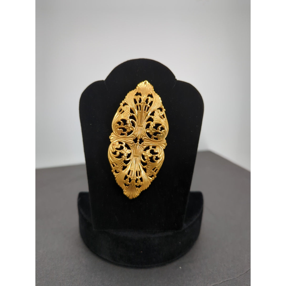 Vintage Gold Filigree Brooch Pin 3.5" Hollywood Regency Coquette Romance