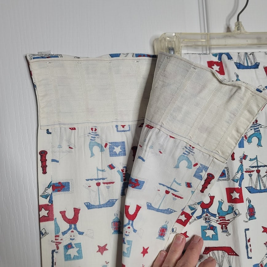 VINTAGE set of 4 YOUTH Curtains drapes 40" w x 54.5" L CIRCUS  Red white blue