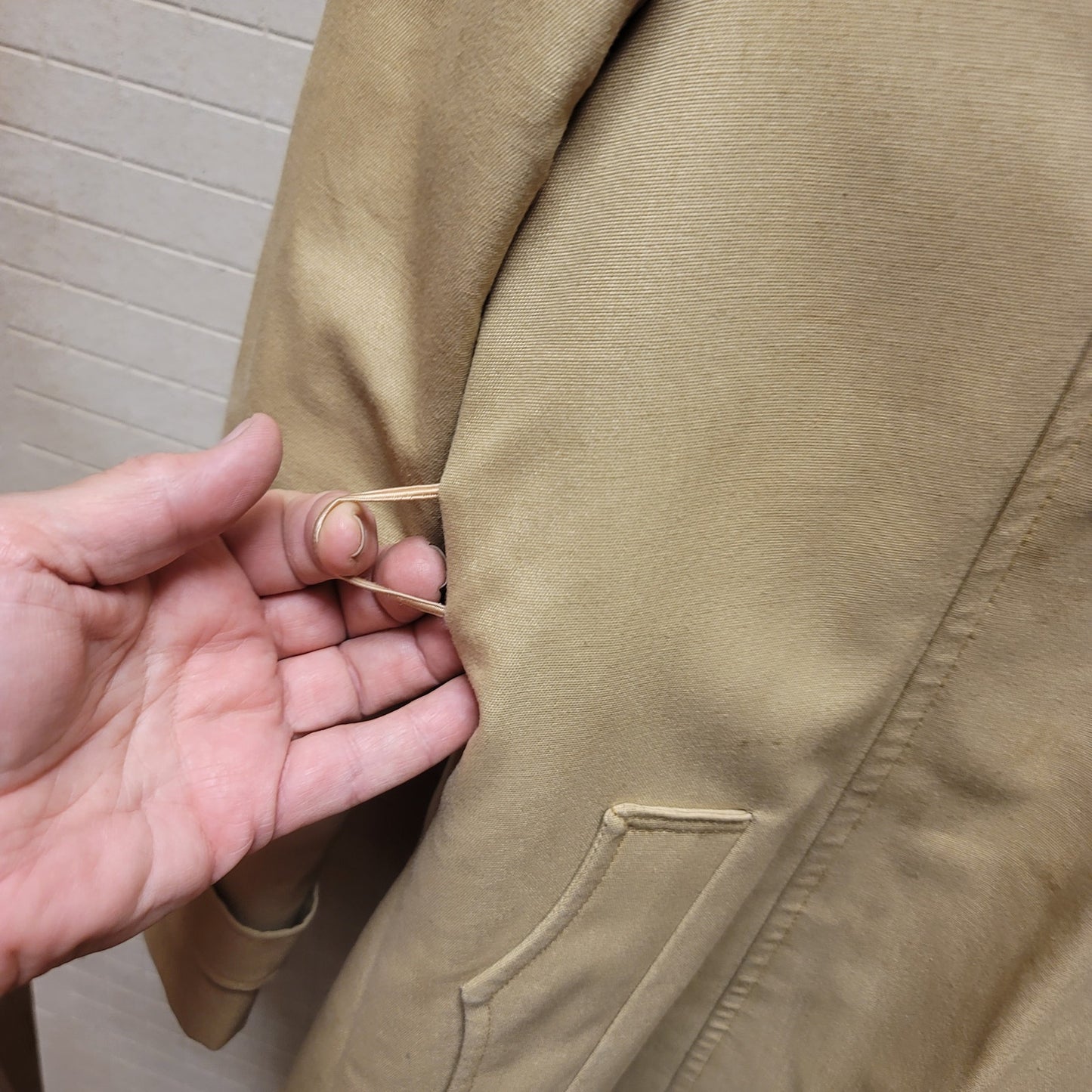 Vintage XS coat Winter Lined Faux Fur collar Tan Heavy Extra Small NO BELT Lined