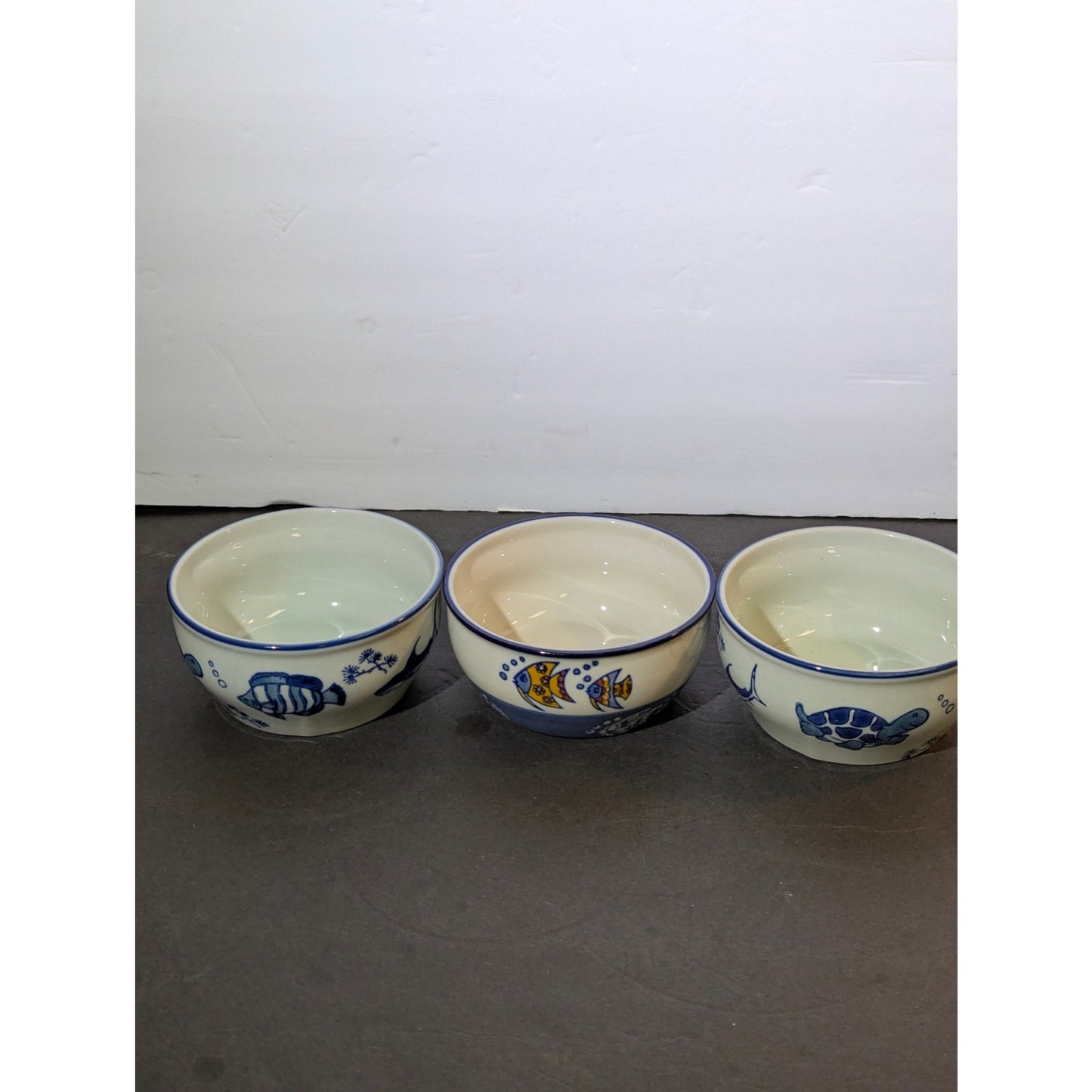 Yokohama Studio Set of 3 Hand-Painted "Marine Life" Covered Bowls Storage
