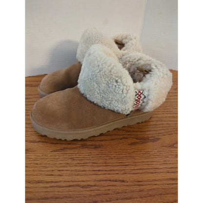 UGG Chestnut Suede Classic Slipper Booties Cozy Cabin Aesthetic Women's Size 8