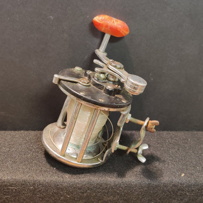 Fishing REEL Vintage Penn Leveline 350 Salt water USED