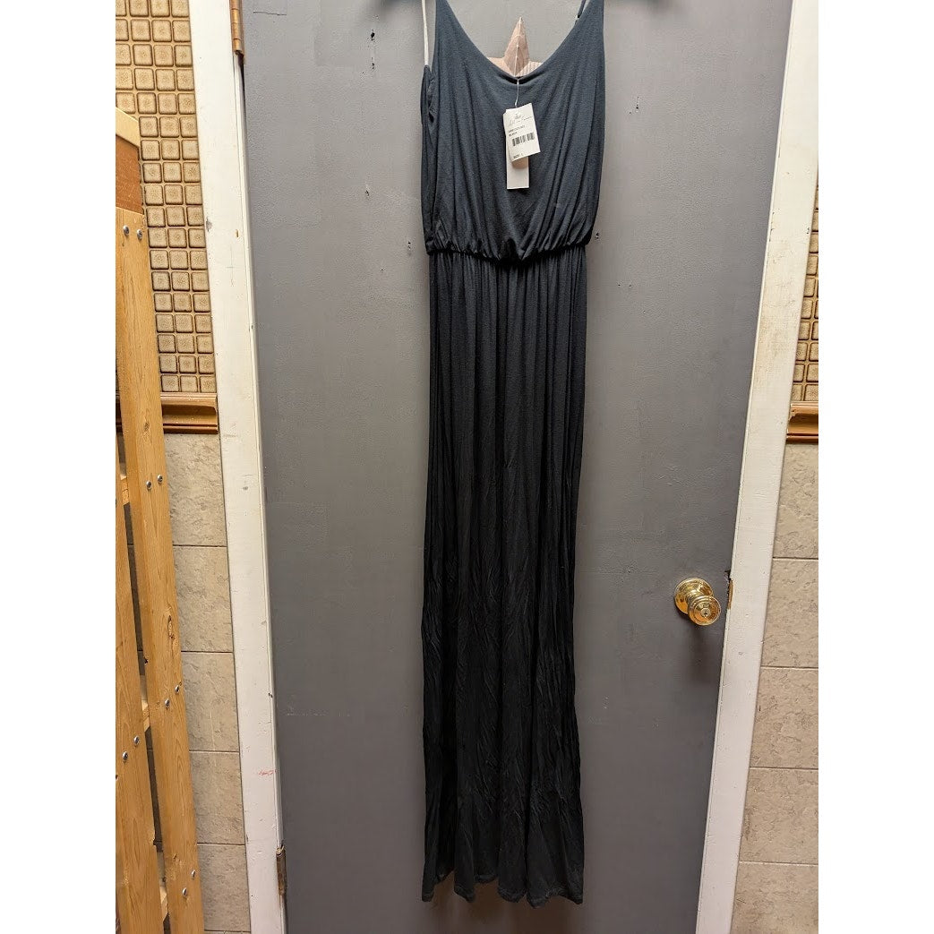 NWT All in Favor Black Elastic Waist Spaghetti Strap Maxi Dress Size Large