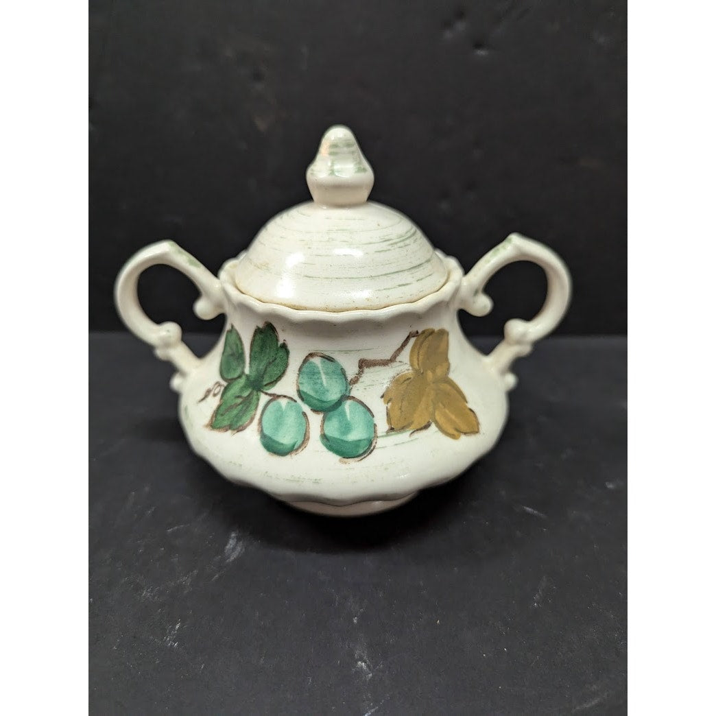 RETIRED Vineyard by Metlox Poppytrail Vernon Sugar Bowl & Lid 4 5/8"