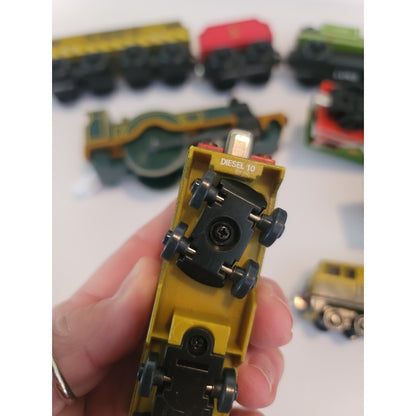 Lot 10  Pre-owned Vintage Thomas & Friends Train Various Magnetic Wood Plastic