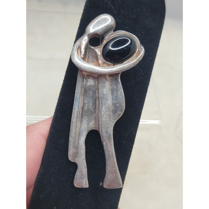 Vintage Modernist Embracing Couple Brooch with Black Onyx  Mid-Century Style