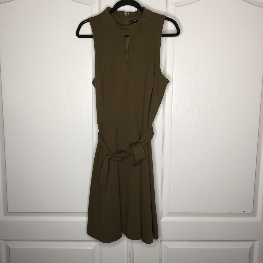 Sharagano NEW Army Green Sleeveless Belted Dress Size 16 Sleeveless Belt Casual