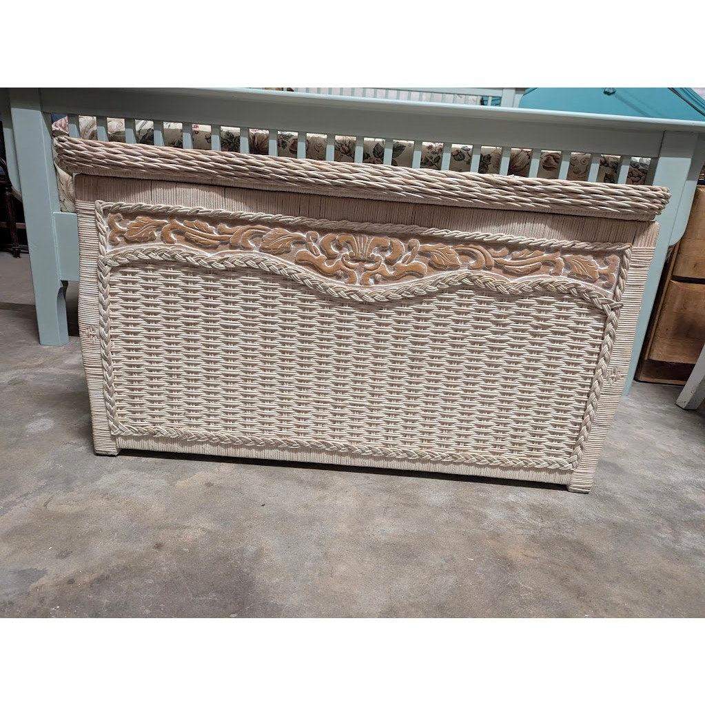 Secondhand Sandies: White washed wicker trunk storage box blankets
