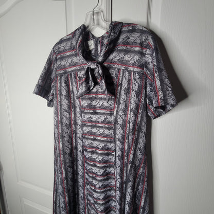 Stylecraft Vintage 70s Tie Neck A-Line Dress Made in Australia Size 14 Plus