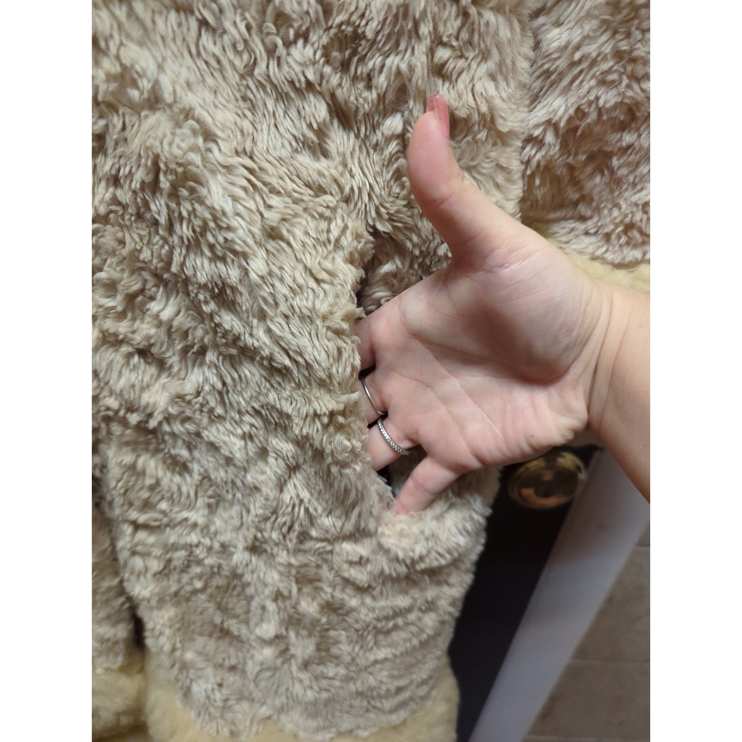 Mob Wife Luxe Sears Fashion Faux Fur Coat Cream Salmon Satin Liner