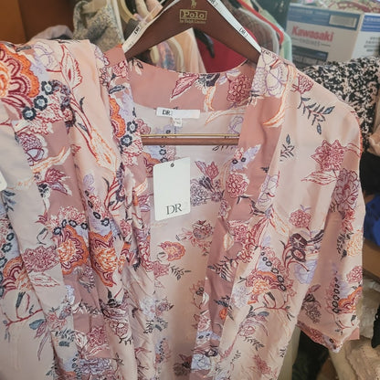 DR2 Rainn PINK Floral Kimono small / Extra Small NEW Open Front Knee Length New