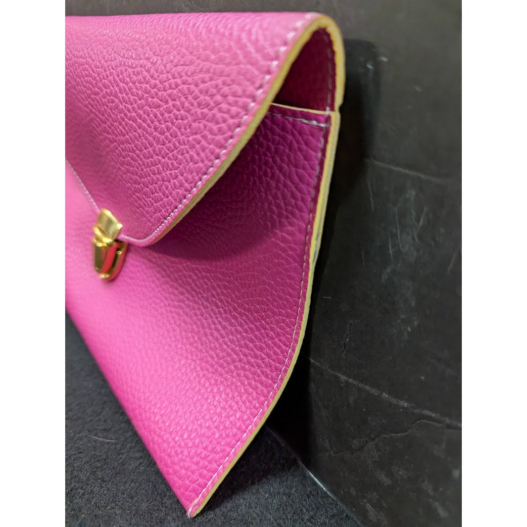 Vegan Pebbled Leather Conververtible Clutch Purse Shoulder Bag gold chain clasp