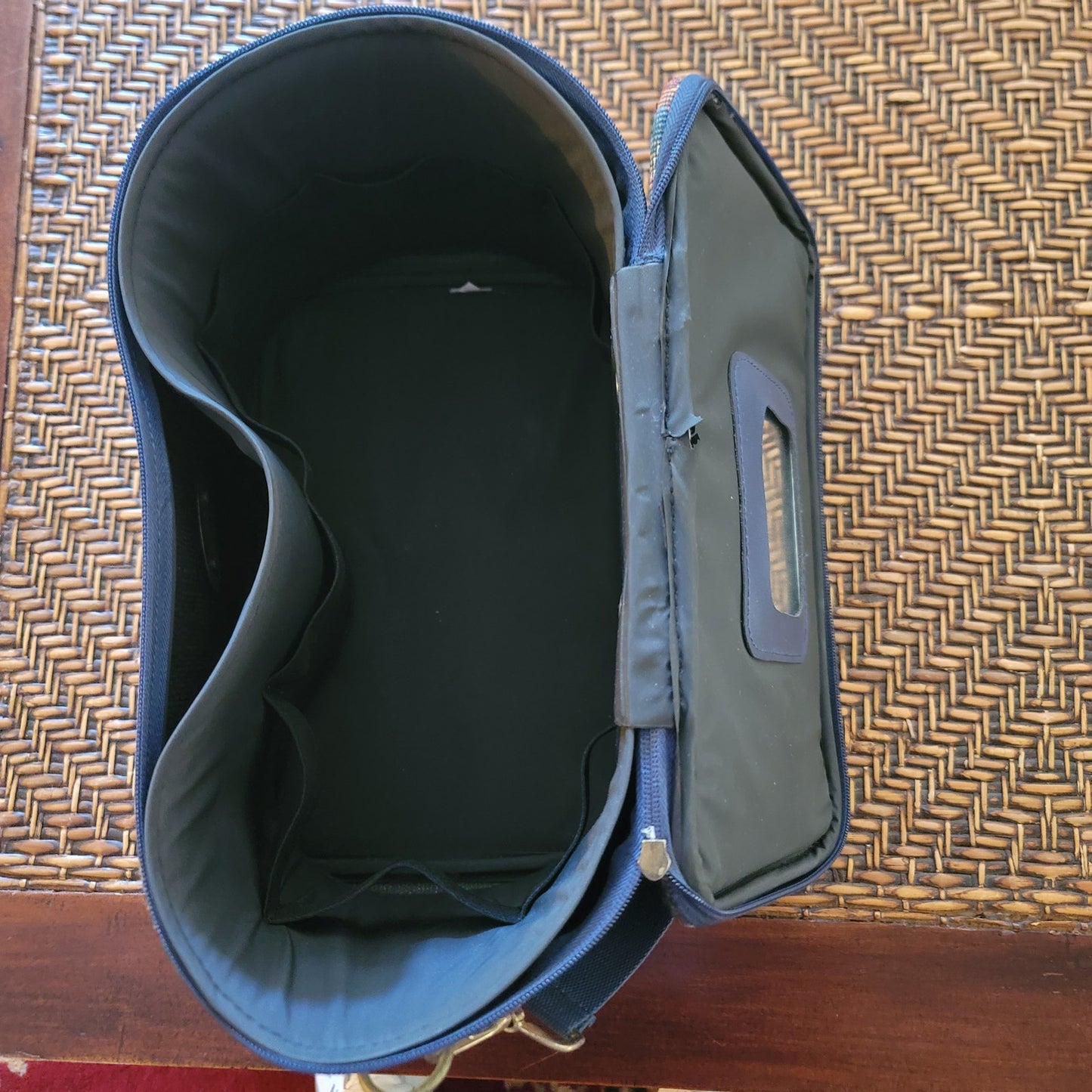 CONCOURSE vintage train case vanity suitcase luggage carry on bag Tapestry