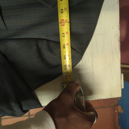 Vintage Elite Mens Pinstripe Suit 40R Gray Single Breasted Dark Academia Power