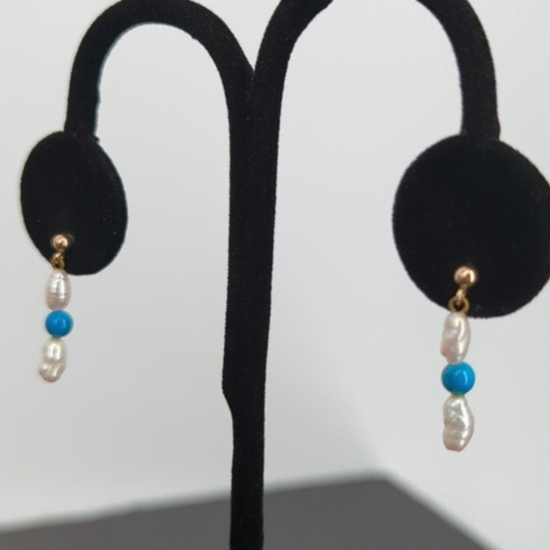 Vintage PIERCED Baroque 1" Earrings Freshwater Pearl blue bead dangle earrings