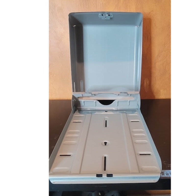 Metal Wall Mount Paper Towel Dispenser Commercial Silver C-fold or Multi Fold