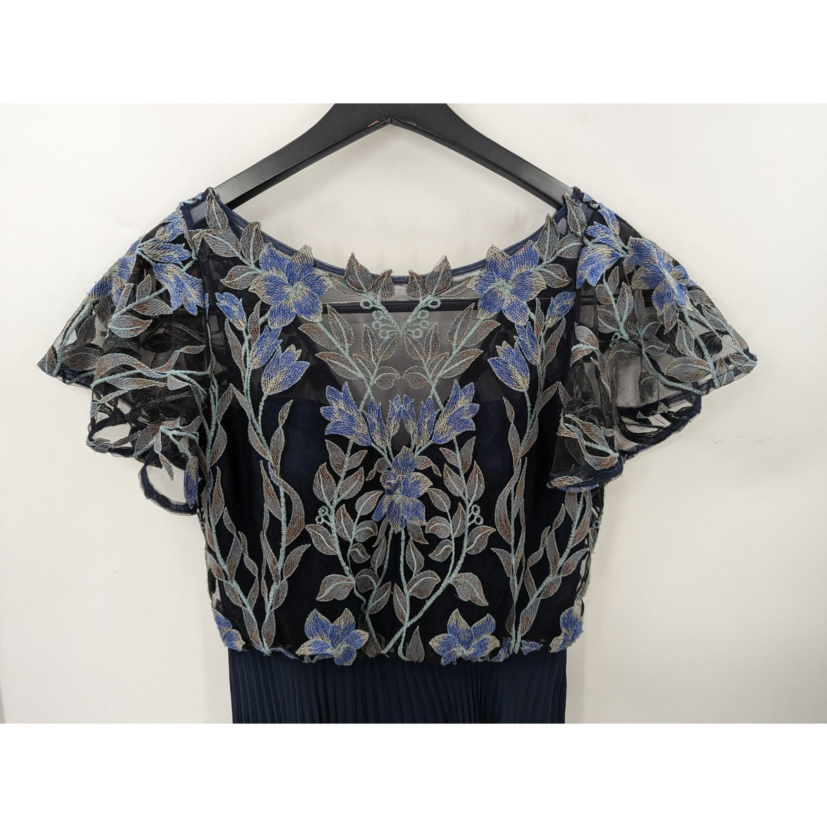 JS Collections Blue Gray Floral Lace Top Dress Size 2 Evening Prom Gown Wedding