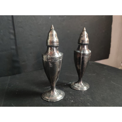 Vintage Peerless Silver Co. Salt And Pepper Shakers Metal Art Deco Pair