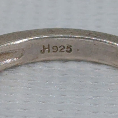 Vintage Minimalist 925 Silver Diamond Accent Stackable Band Ring