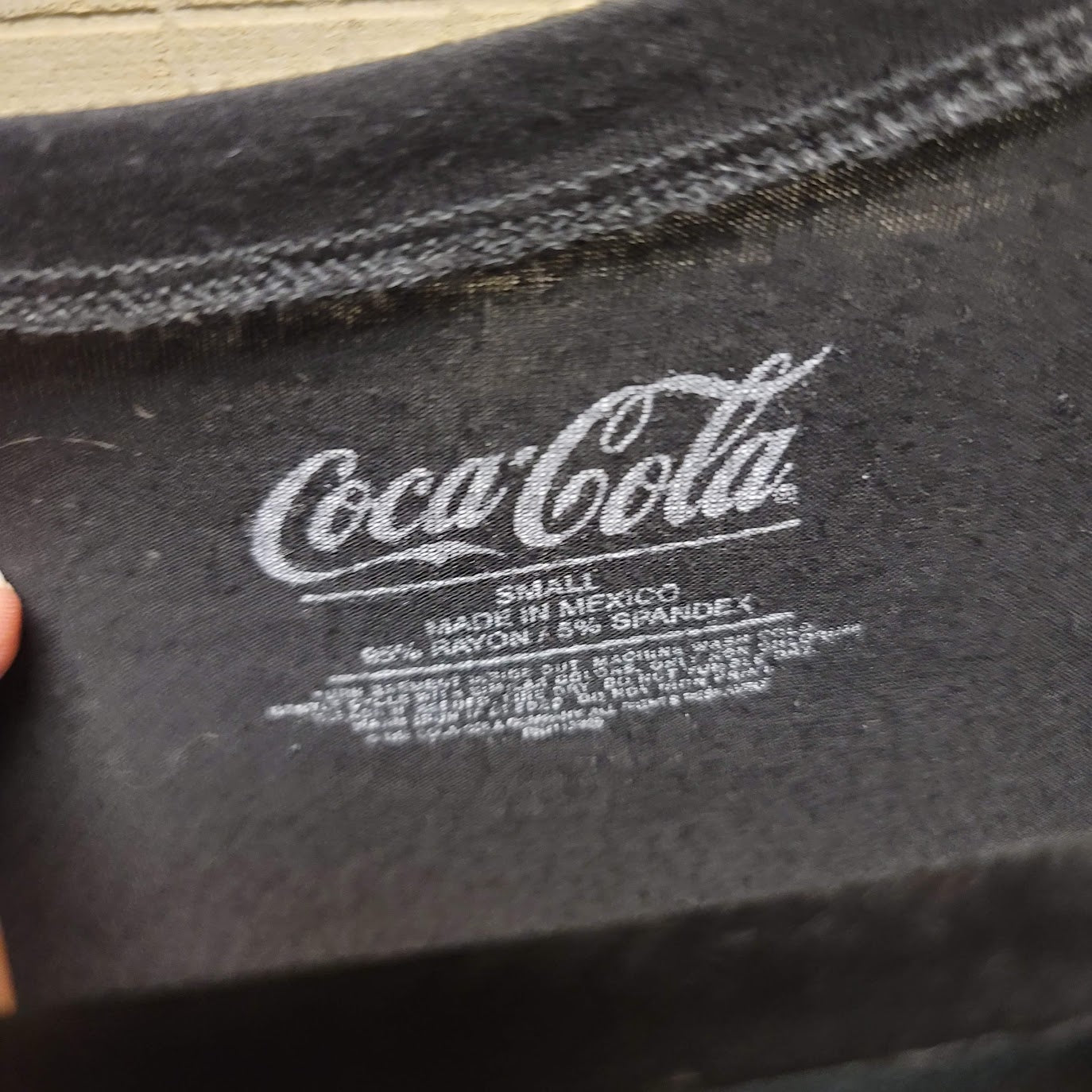 Coca-Cola Size Small Black T-Shirt Short Sleeve Rounded Hem Hi Low