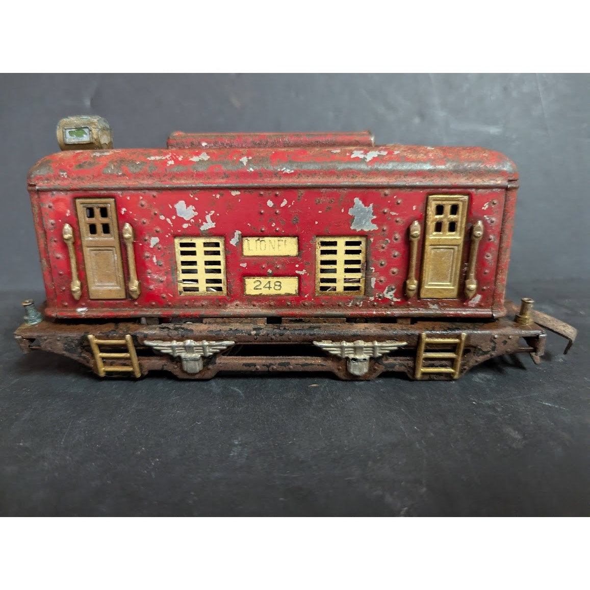 Vintage LIONEL 248 electric train "0" gauge Track metal boxcar 1920  red  Engine