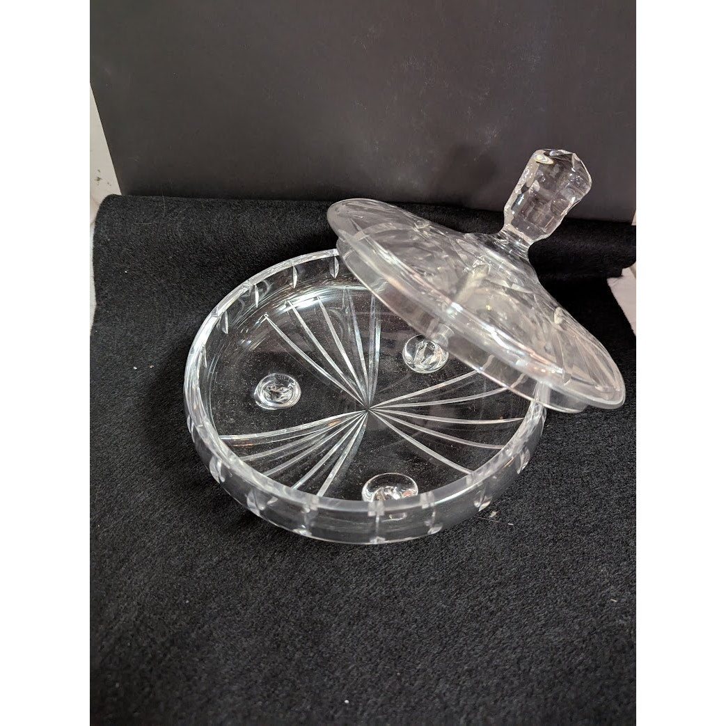 Vintage clear crystal lidded footed vanity powder bon bon candy dish cut pattern