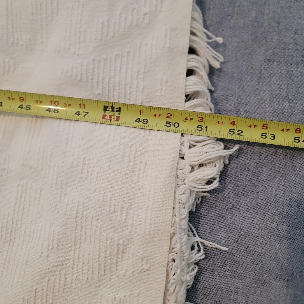 VINTAGE Queen White Cotton Chenille fringed blanket Rounded hem 100" x 92"