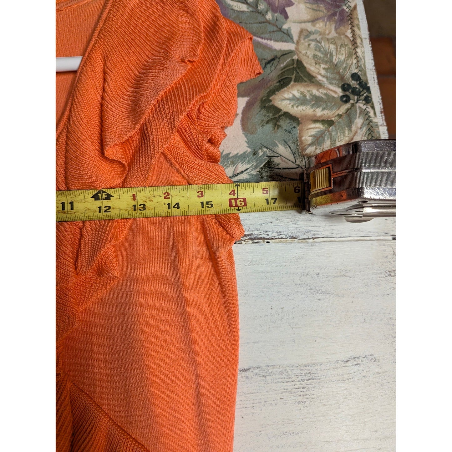Vintage Ruffle V-Neck Top Womens Medium Orange Asymmetrical Cap Sleeve Blouse