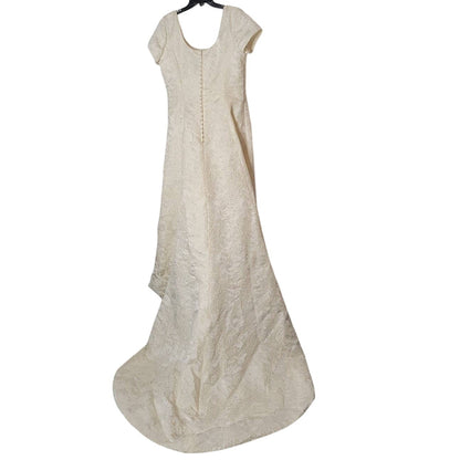 Oleg Cassini Vintage Cream Embroidery Applique Train Size 22 Wedding gown Dress