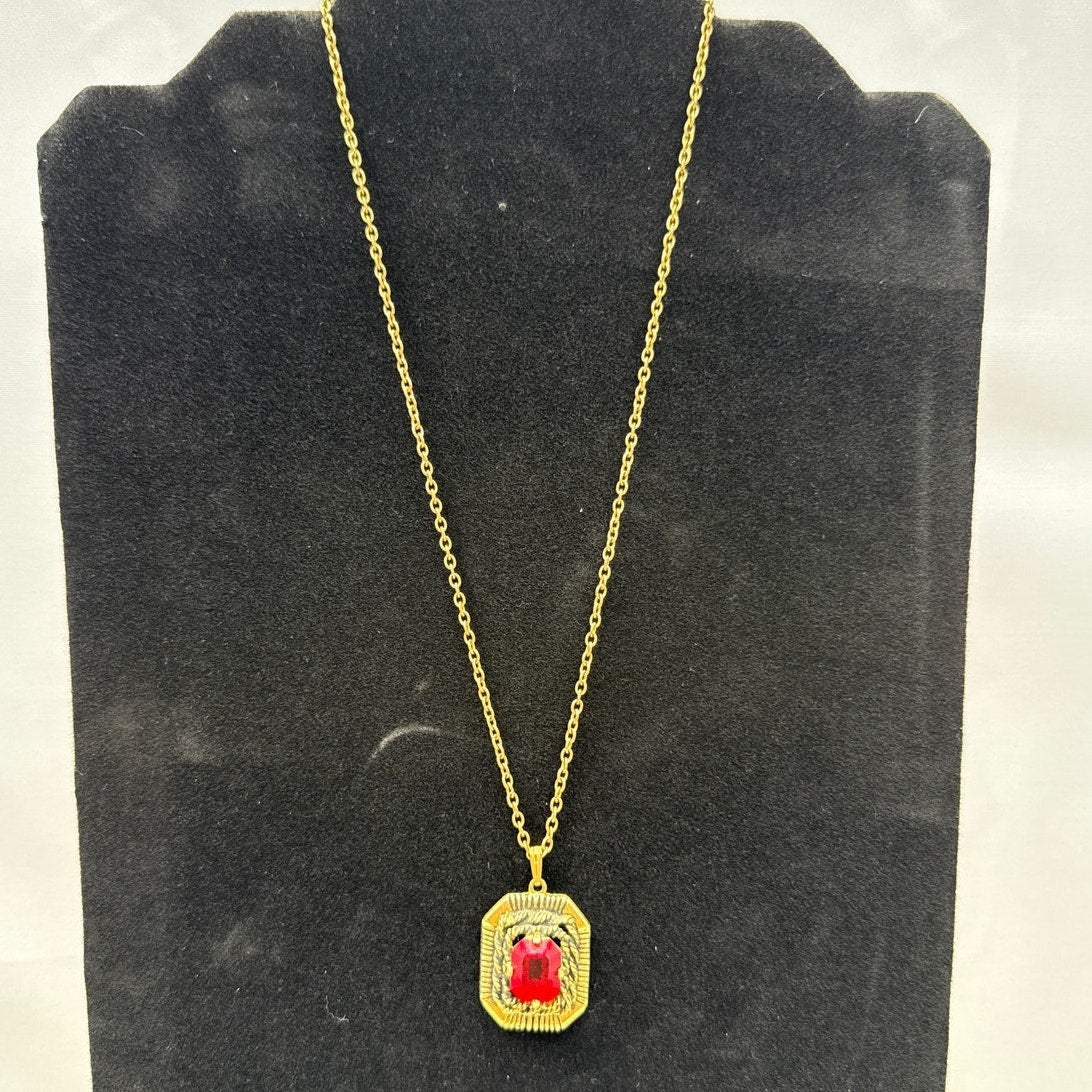 Sarah Coventry Vintage Red Lucite Emerald Cut Gold Tone Statement Necklace