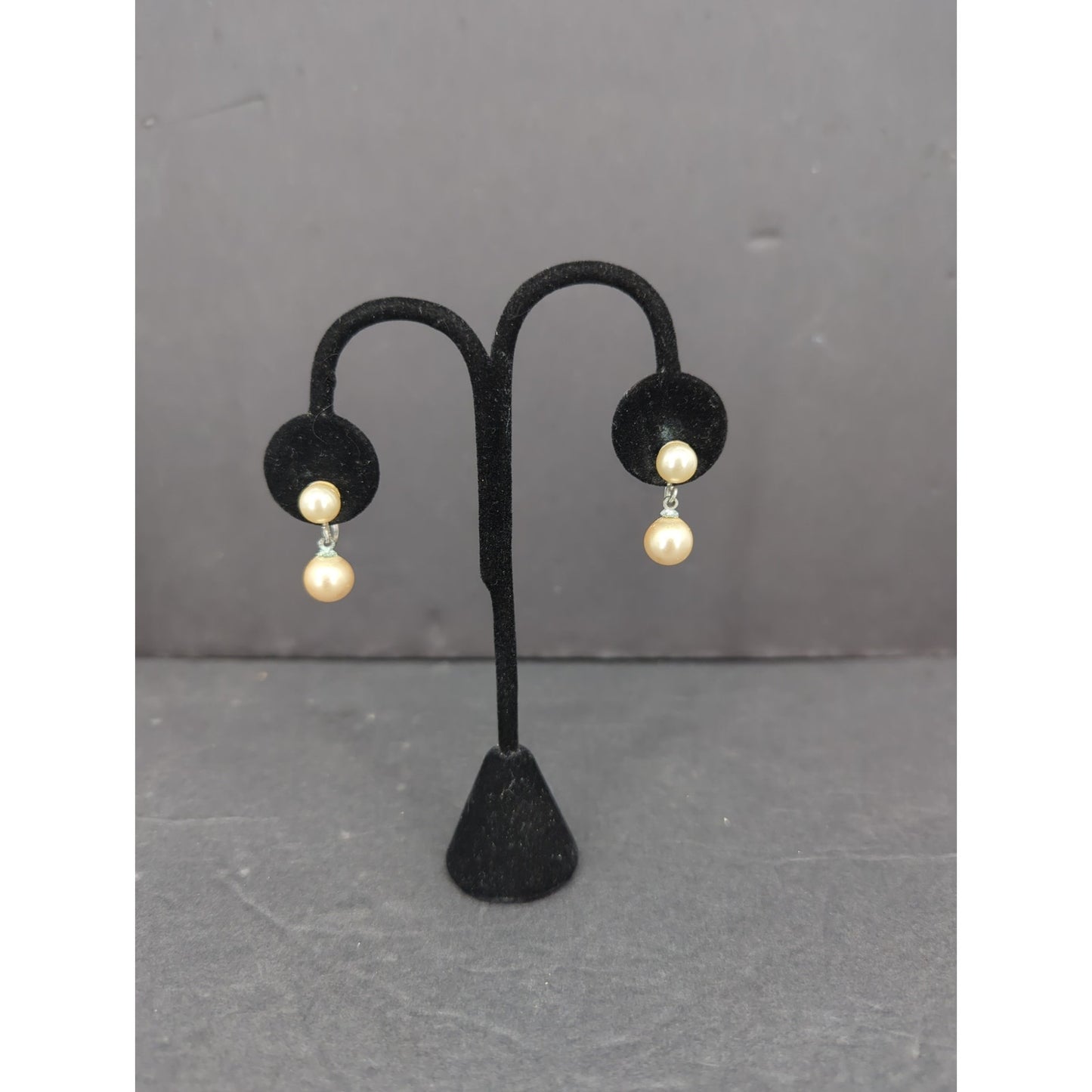 Vintage Gold Tone Faux Pearl Drop Pierced Dangle Earrings Minimalist Wedding
