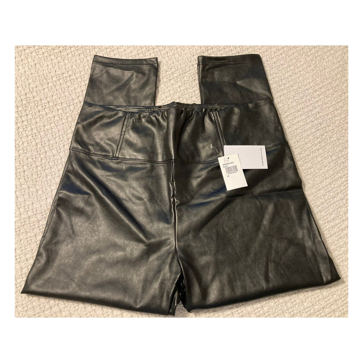 Fourteenth Place Size 2X Women's Plus Faux Leather Ankle Pants Black Stretch NEW