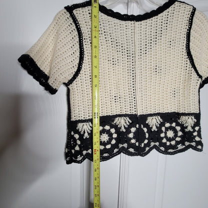 Crochet Knit Vest Floral Sleeveless Cardigan Retro V-Neck Button Down Crop Top