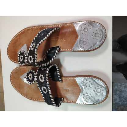 Stephen Bonanno 10M Palm Beach Silver Black Medallion Leather sandal Summer Flat