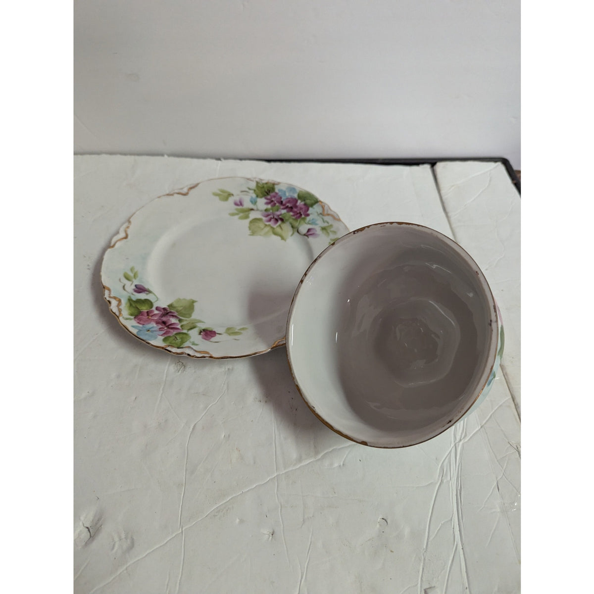 vintage Hutschenreuther Selb Bavaria covered butter dish handpaint floral round