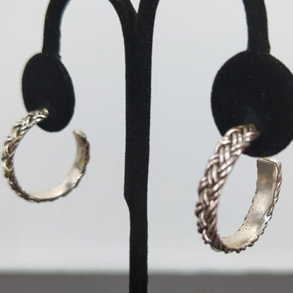 Vintage PIERCED fashion  Earrings Silver tone Braided Rope Semi Hoop