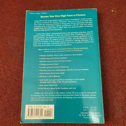 Living Wicca Further Guide for solitary Practitioner Scott Cunningham Paperback