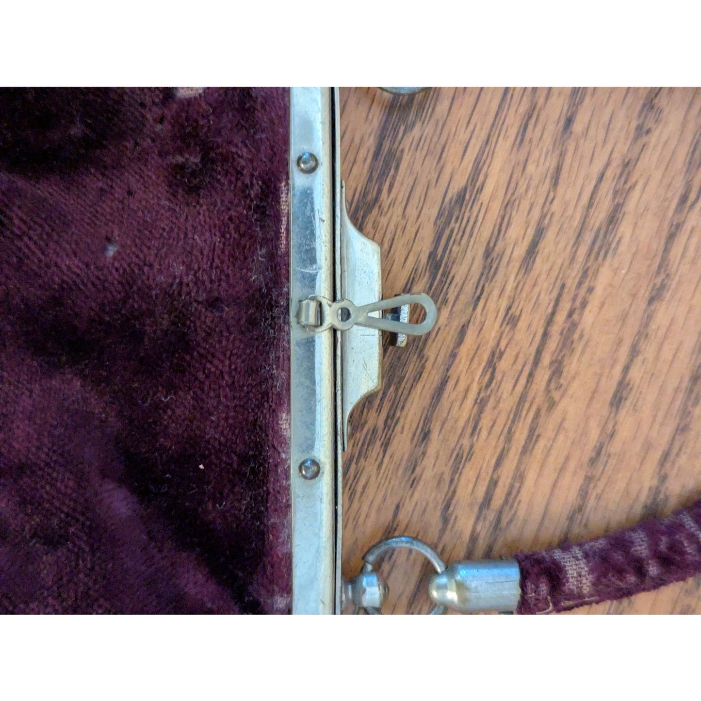 Antiqe Deep Purple Velvet Kiss-Lock Evening Bag Purse Top handle