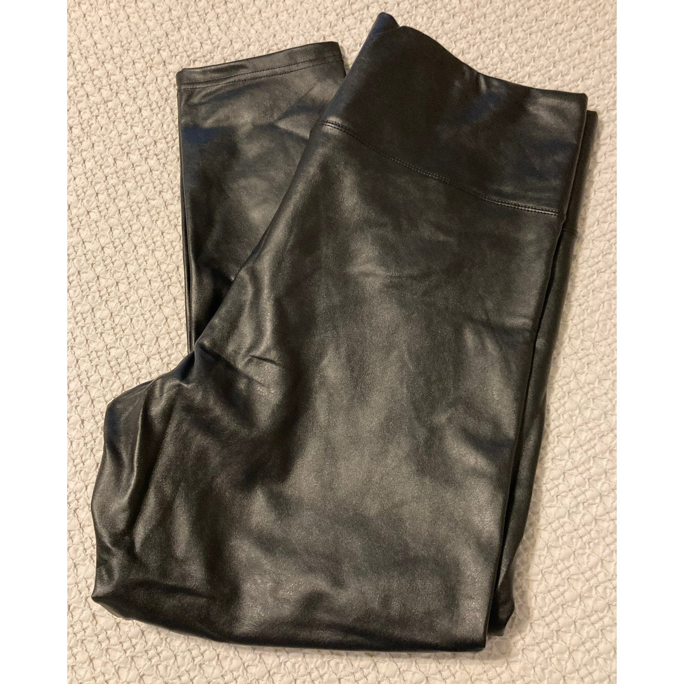 Fourteenth Place Size 2X Women's Plus Faux Leather Ankle Pants Black Stretch NEW