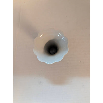 Vintage Blue and White Porcelain Flared Scalloped Trumpet Vase Thailand 6.25"