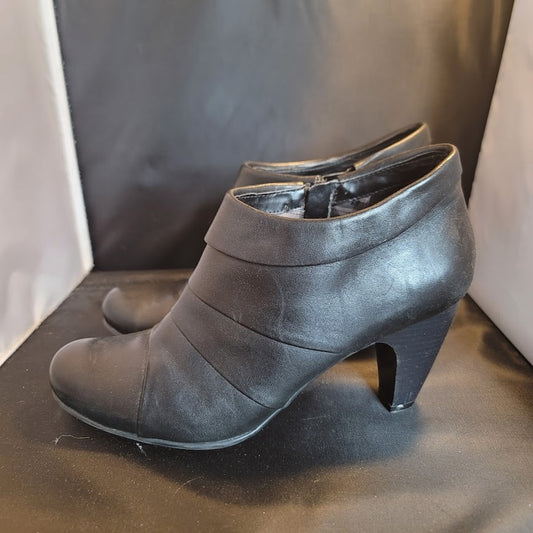 Connie Black heel Bootie Leather Upper 10 womens Side Zip Heels Ankle boots