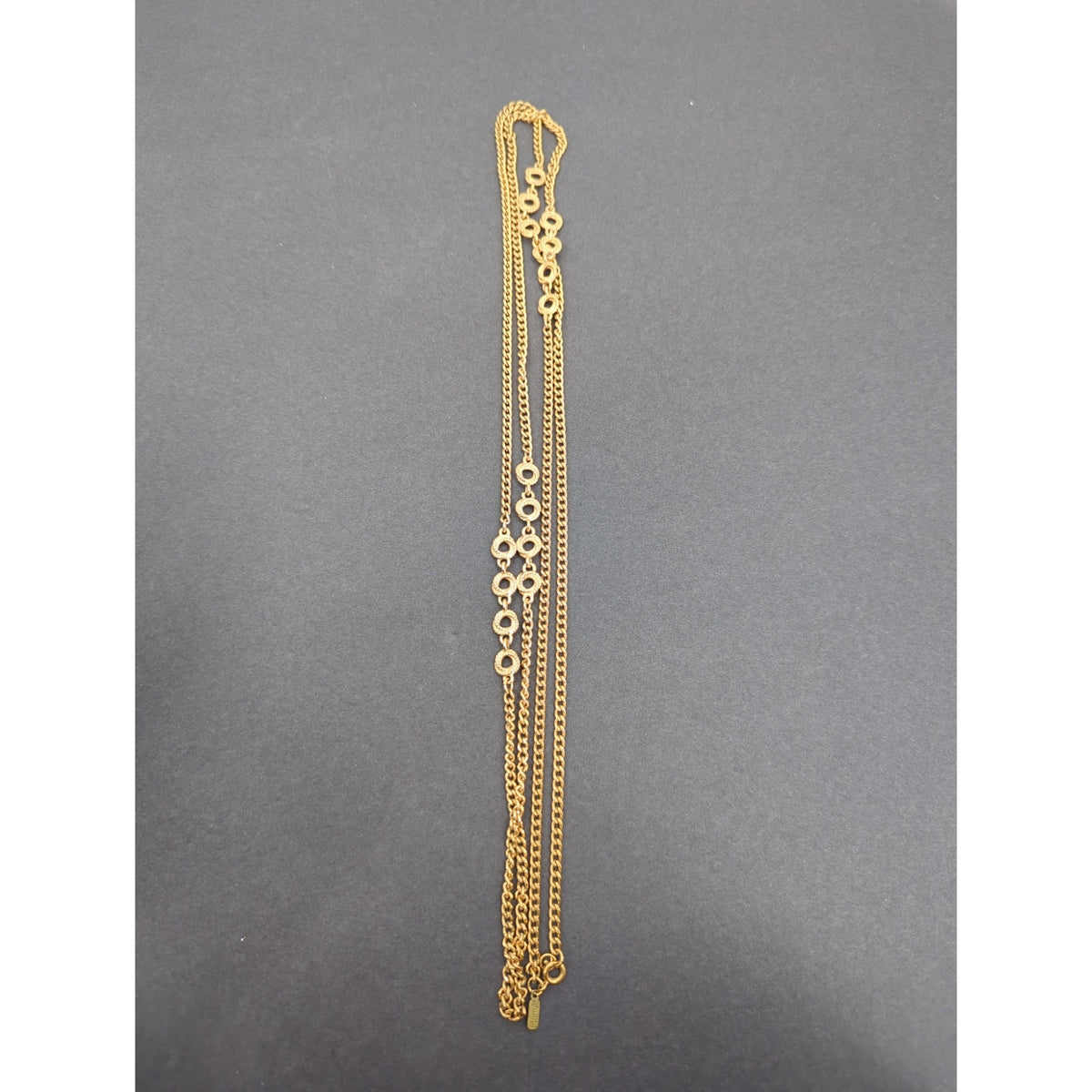 Fashion Vintage Monet Triple-Strand Gold-Tone Link Necklace with Ring Motifs