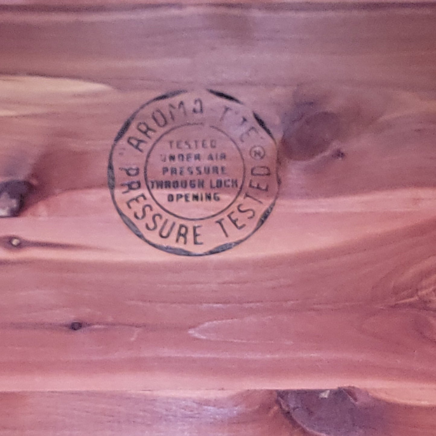 Secondhand Sandies: Lane Cedar line chest trunk bench