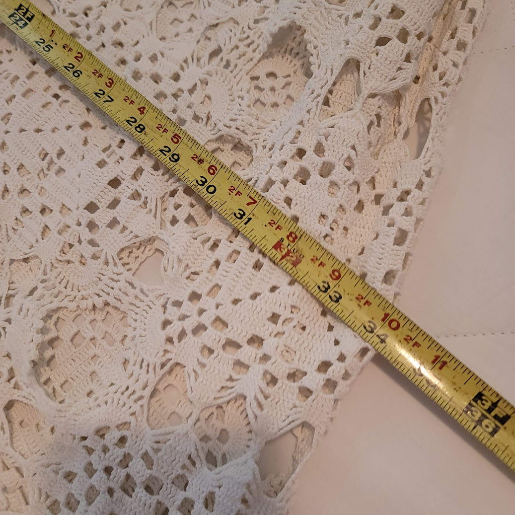 Vintage Handmade Crocheted Cream NEEDS REPAIR Bedspread Coverlet Full/Double