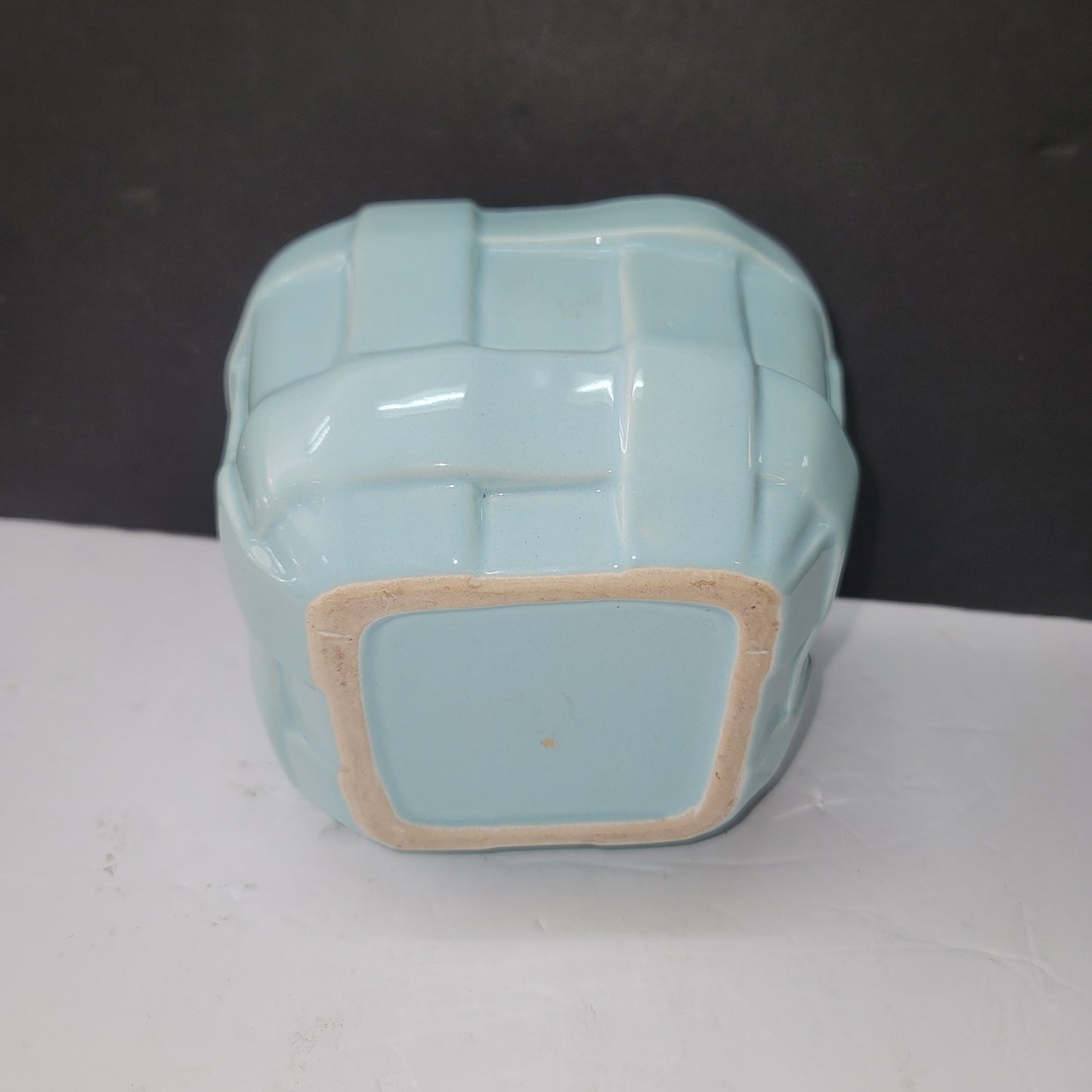 Planter basketweave BABY blue 5" x 5" square vase
