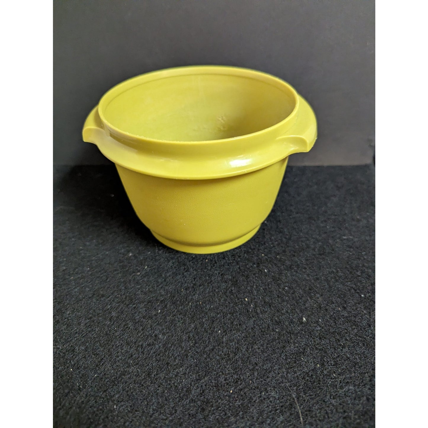 Vintage Tupperware Sunshine Green Servalier Mixing Bowl