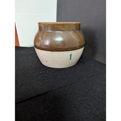 Vintage Stoneware Bean pot stews glazed finish handle brown cream 1 Quart